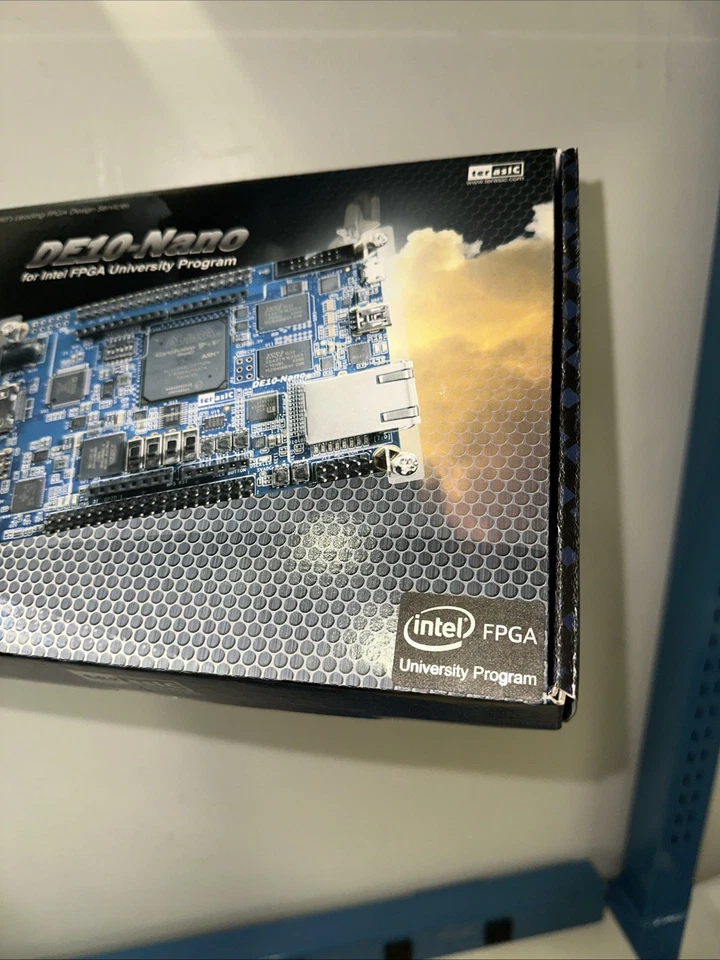 Kit de desarrollo Intel terasIC DE10-Nano FPGA para MiSTer, etc. Foto 2 de 4