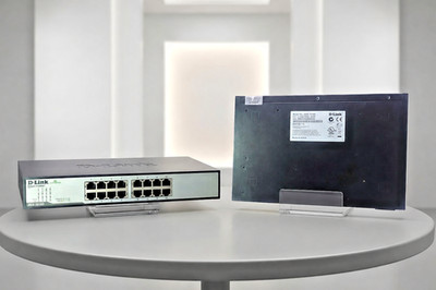 D-Link DGS-1016D 16-Port Gigabit Network Switch 10/100/1000Mbps HW E1 Unmanaged