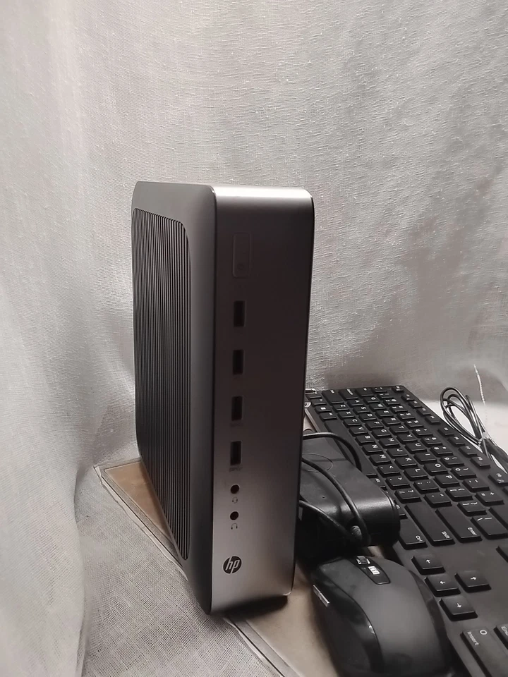 HP T730 R Series RX427BB 2.7GHz 32GB 8GB Tower Thin Client P5V91UTABA - Image 2 of 4