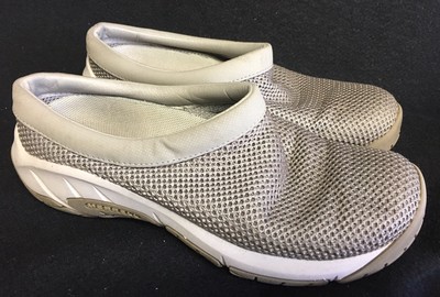 merrell mesh clogs