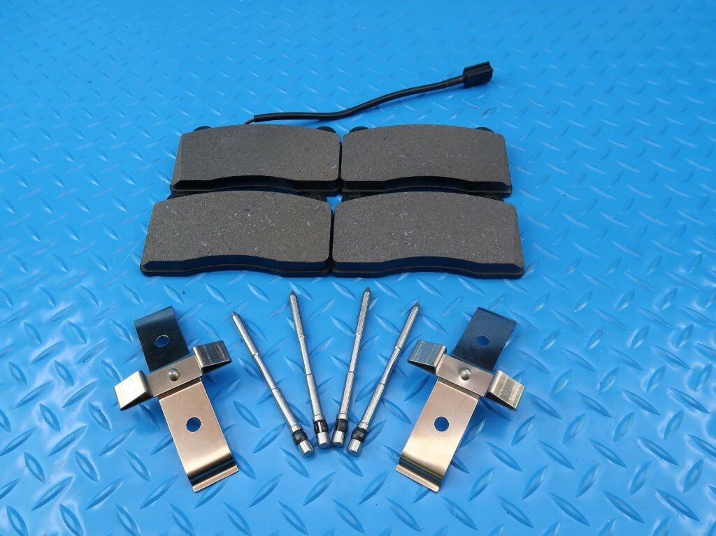 Maserati Ghibli Base front brake pads LOW DUST TopEuro #9814