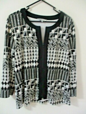 NONI B ,LIGHT WEIGHT BLACK AND WHITE JACKET WITH SIZE L