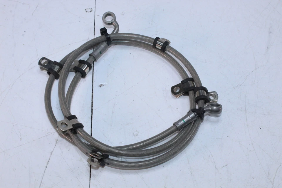 Manguera de freno delantera izquierda Can-am Maverick 1000r 2015 4x4 Foto 3 de 4