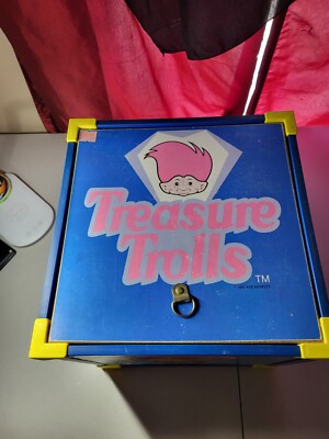 Vintage 1992 Ace Novelty Treasure Trolls Wooden Box W Lid Toy