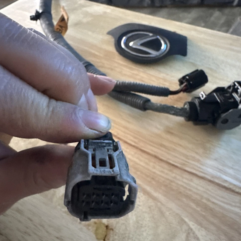 Lexus GS350 2013-15 tracción trasera donante, arnés de cables para sala de máquinas 82113-30710 buenos clips Foto 3 de 4