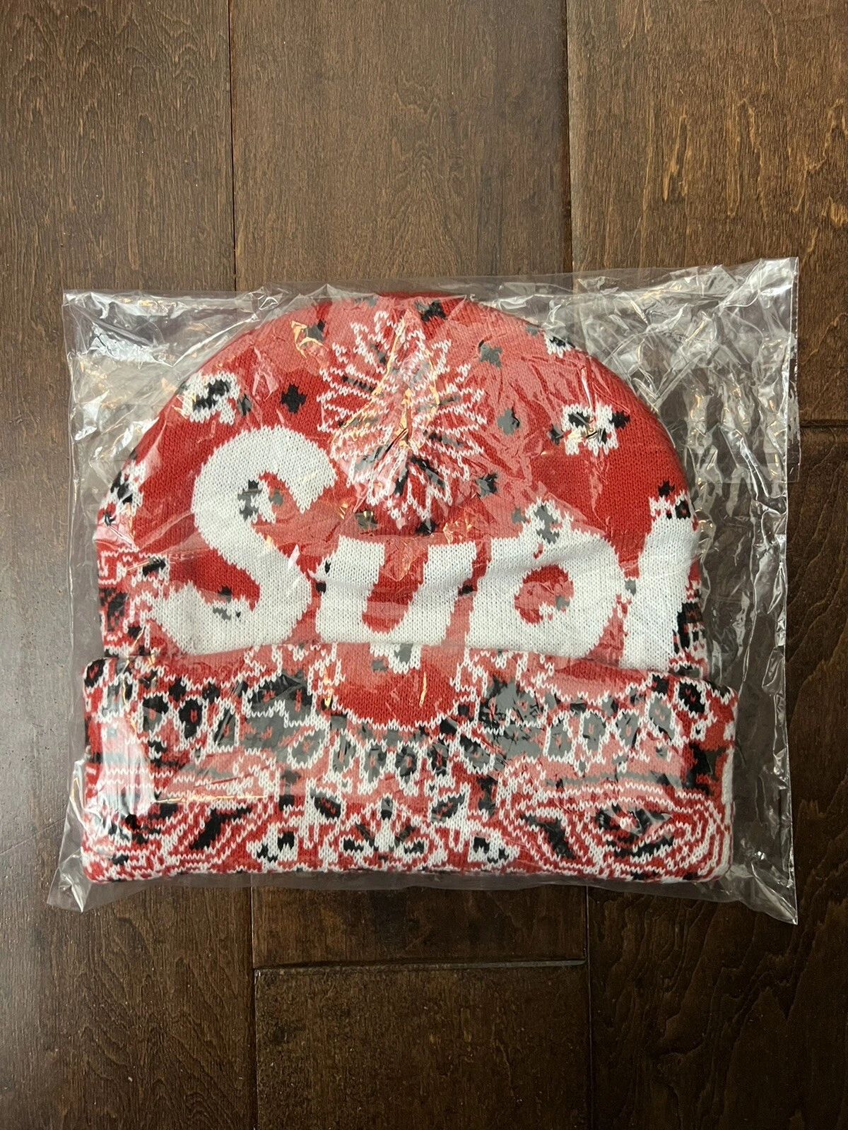 Supreme FW24 grand logo acrylique bonnet cachemire rouge bandana taille unique neuf EN MAIN