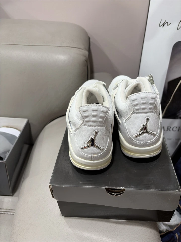 Air Jordan 4 Retro 2006 Pure Money Foto 4 de 4