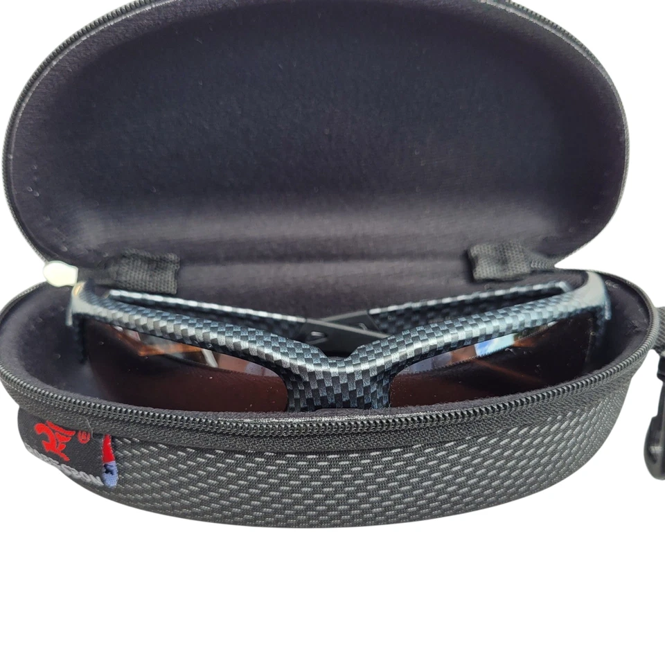 Gafas de sol deportivas Maxx para hombre unisex grises y negras con lentes ámbar y estuche rígido Foto 4 de 4