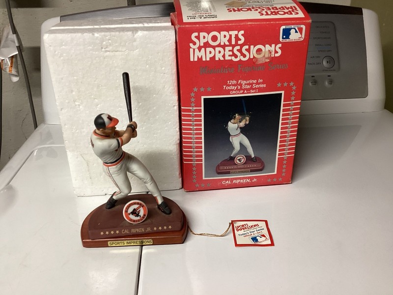 Cal Ripken Jr. 1990 Sports Impressions Porcelain Figurine In Box 