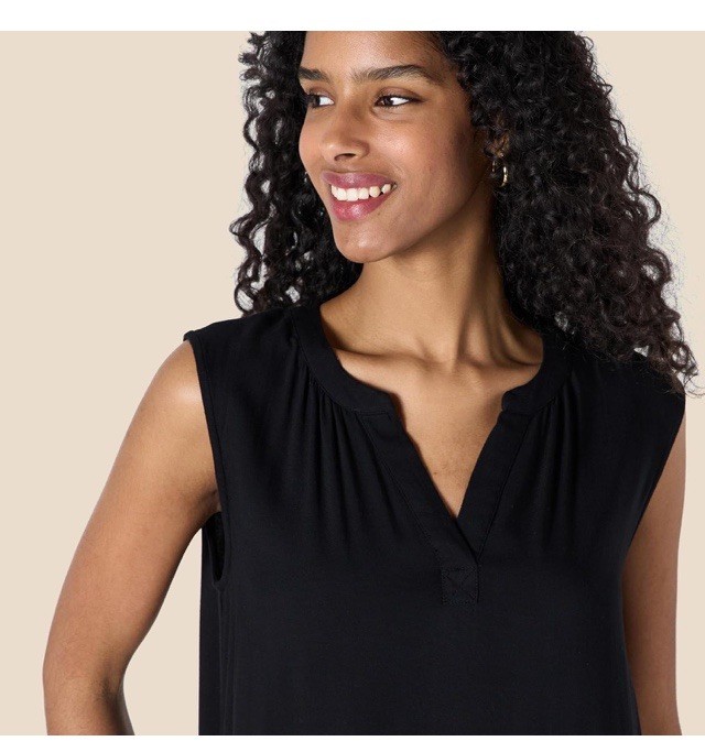 Amazon Essentials Sleeveless V Neck Shift Dress W… - image 2