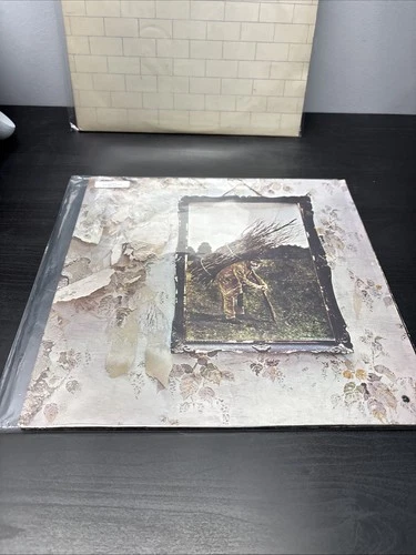 LED ZEPPELIN ZOSO 1975 RI OF 1971 LP VINYL 8.0 SLEEVE 8.0
