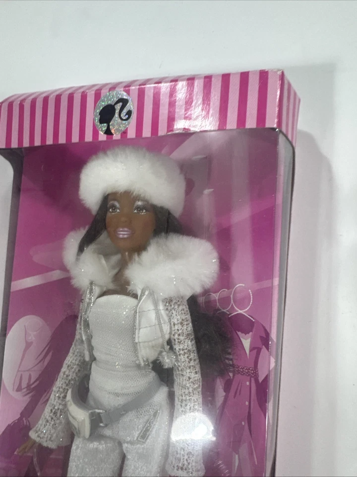 РЕДКИЙ 2007 Barbie моды лихорадка Nikki зимний наряд #K8411 - L3327 новый Mattel - Изображение 3 из 4