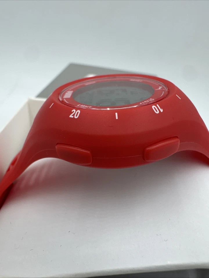 Relógio feminino PUMA Puma 3 LCD, policarbonato tom vermelho, P6023 - Imagem 3 de 4