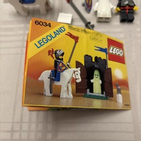 Lego Castle 6034: Black Monarch's Ghost Complete Set With Instructions