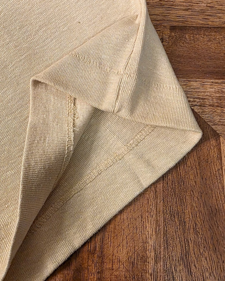 Camiseta De Colección Años 70 “LOVE ME TENDER” Raunchy - Estampado Arco Iris Brillo - Hecha en EE. UU. Foto 3 de 4