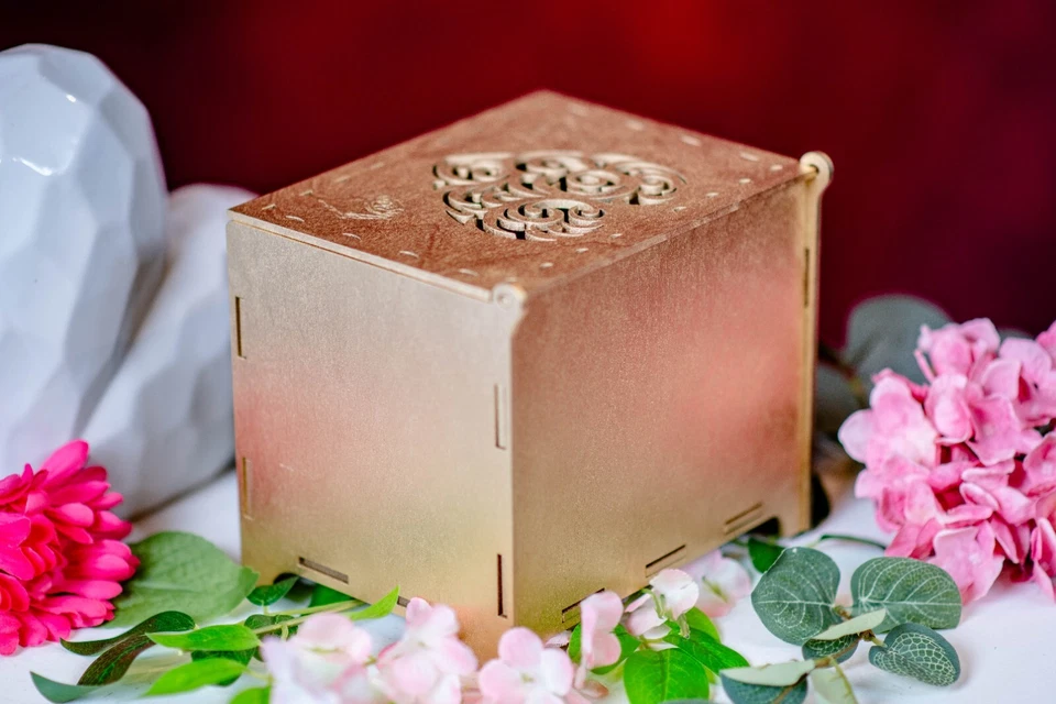 ETERNAL ROSE Best Mother's Day Gift Laser-cut Wooden Golden Gift Box Engraved - Image 4 of 4