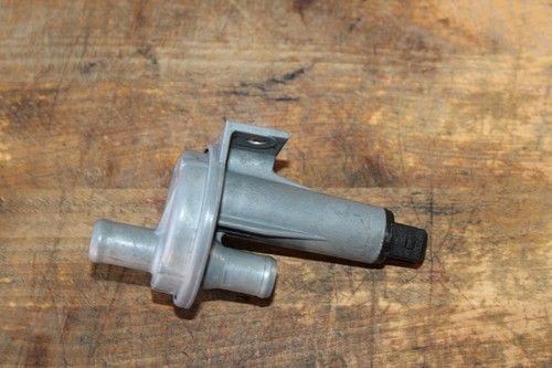 1981 Volkswagen Vanagon Auxiliary Air Valve 0280140114 - Picture 13 of 13