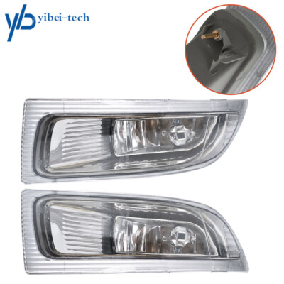 For 2004-2005 Toyota Sienna 3.3L Pair of Front Bumper Fog Lights Lamps w/Bulbs