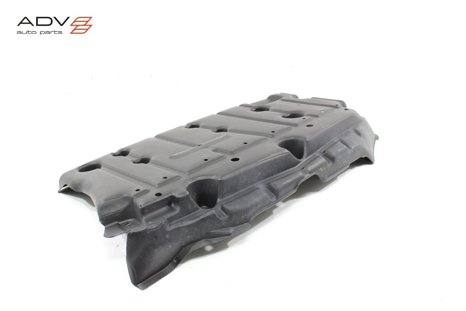 2017 - 2020 MASERATI LEVANTE REAR UNDER BODY SPLASH GUARD SHIELD COVER OEM