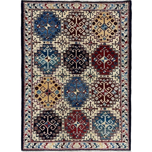 Handmade (4' x 6') Caucasian Tribal Soft Wool Veg Dye Oriental Area Rug - Picture 2 of 15