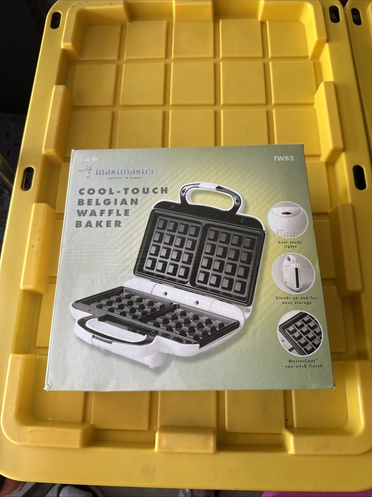 New Toastmaster Cool Touch Belgian Waffle Baker Maker Iron New, Open Box