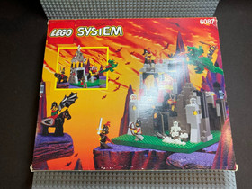LEGO Fright Night 6087 Witch's Magic Manor with BOX Instructions Nice Condition