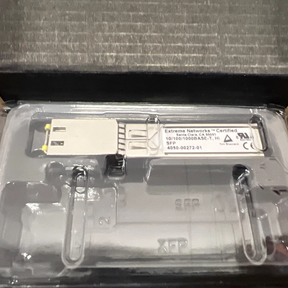 Extreme networks 10/100/1000Base-T SFP 10070H NEW Original - Image 3 of 4