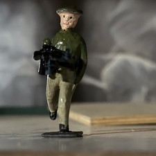 Antique Mixed Britains Mod WWI HC Lead Soldier With Modern Weapon