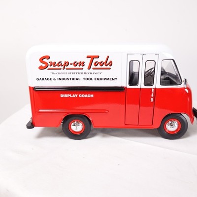 0 Ford Step Van 1:24 Snap On Hot Tools for Rod Limited Edition
