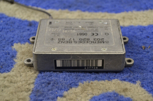 Antenna Amplifier For Mercedes W203 C Class A2038201785 - Picture 3 of 5