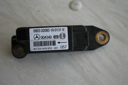 Mercedes W203 W209 CL Crashsensor Aufprallsensor Sensor Airbagsensor A0018204426