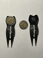 (1) Westchester CC Crosshairs Divot Tool & 1" Flat Coin Golf Marker - A Beauty!