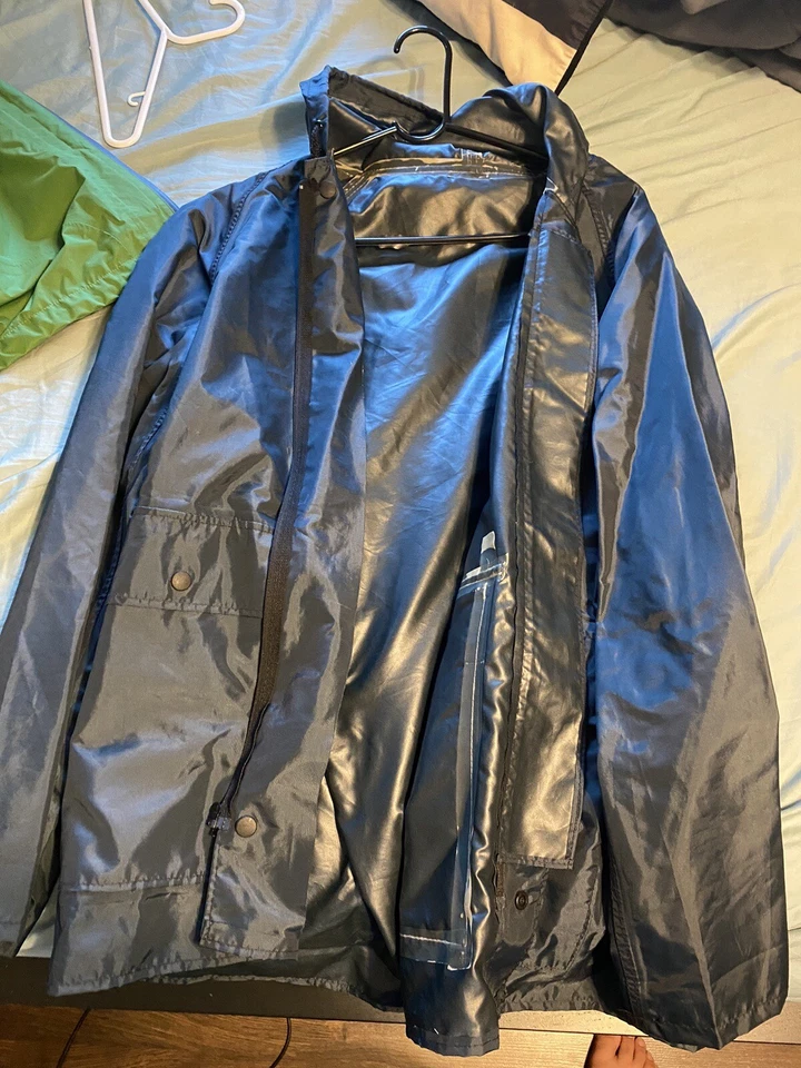 Chubasqueros-3 Foto 2 de 3