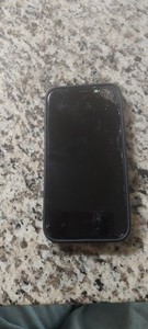 Apple iPhone 11 Black Bar Style Smartphone with 12MP Camera Resolution