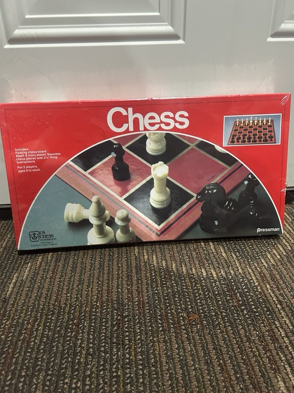 NIB Pressman Sealed Chess Set #1124 NEW Sealed USA US Chess 1994