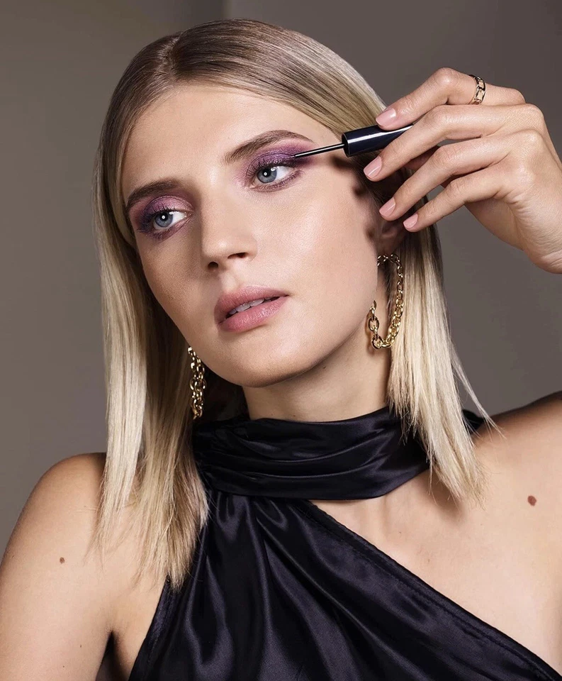 2x Max Factor, Eyefinity All Day Eye Shadow, Soft Chestnut Tracked Delivery - Image 4 of 4