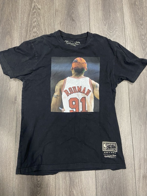 Dennis Rodman T Shirt Mitchell & Ness Medium NBA Chicago Bulls