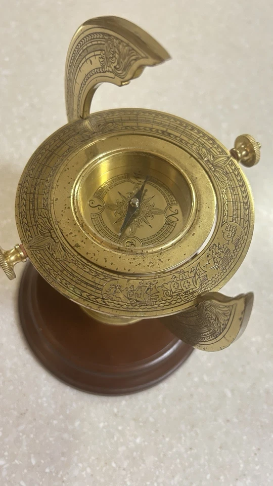 Brújula conmemorativa de colección Franklin Mint Discovery of America Foto 3 de 3