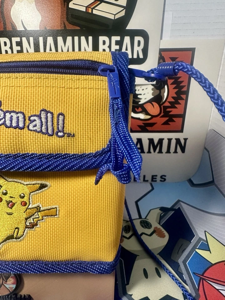 Estuche de transporte amarillo Pokemon Pikachu vintage años 90 Game Boy estuche de viaje muy buen estado Foto 4 de 4