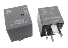 4 PCs General Motors New OEM 13306941 Univers...