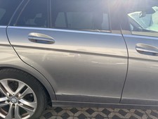 Mercedes W204 Kombi S204 Mopf Tür hinten Rechts A2047300405 A2047302400 F-792 Mercedes W204 Kombi S204 Mopf Tür hinten Rechts A2047300405 A2047302400 F-792