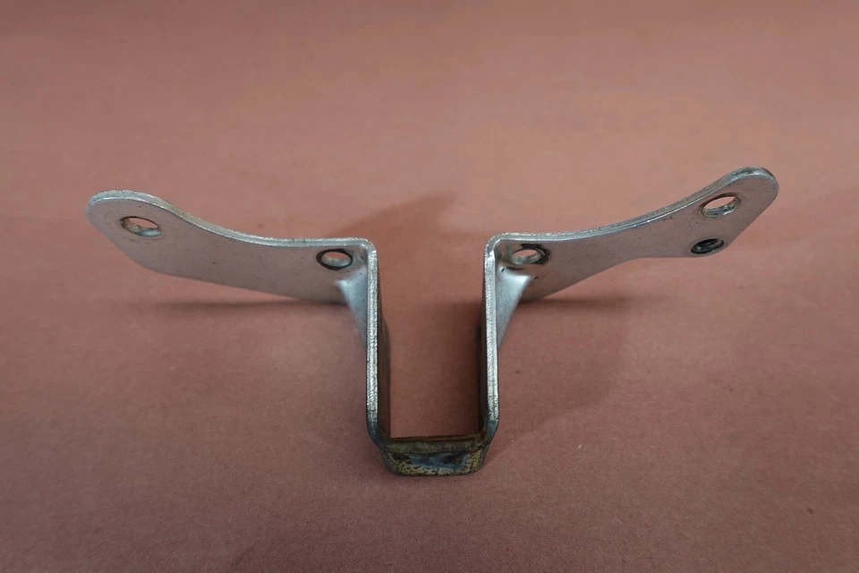 Harley Davidson Road King 1999-2006 silenciador tubo de escape soporte Foto 3 de 4