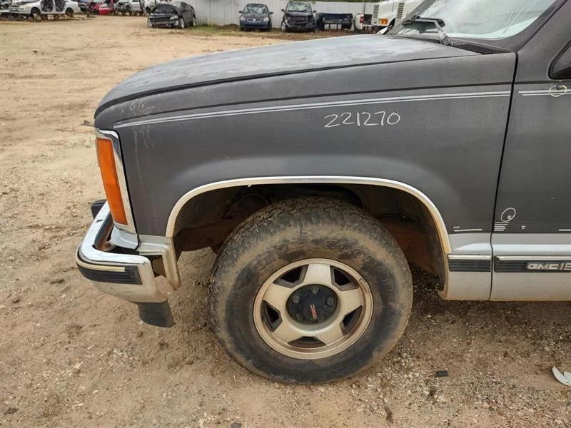 Radiator 8-305 1-3/8" Thick Fits 88-94 CHEVROLET 1500 PICKUP 464497 - Imagem 2 de 4