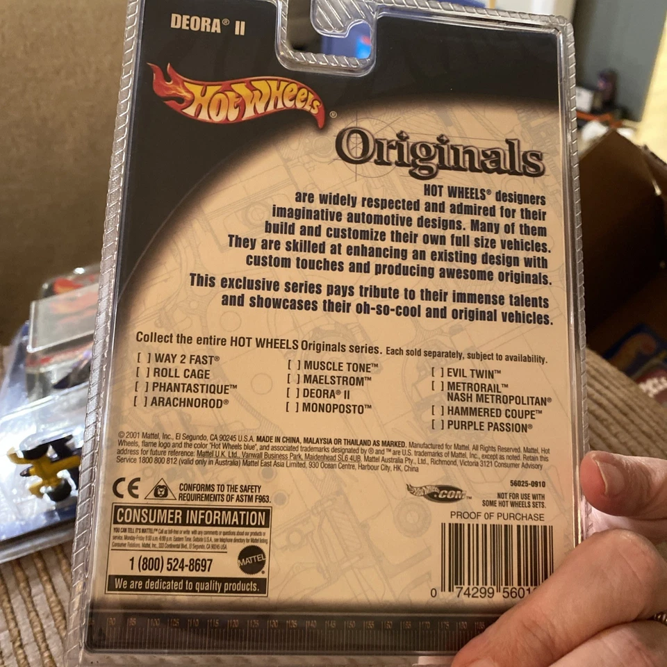 Originals exclusivos de Hot Wheels Black DEORA II 2001 Foto 4 de 4