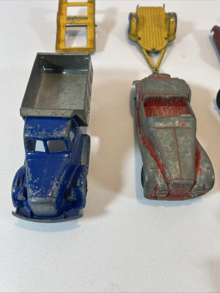 Lote de Coches de Juguete Tootsie De Colección Diecast Metal Prensado 19 Piezas Camión Sedanes Vagón Foto 3 de 4