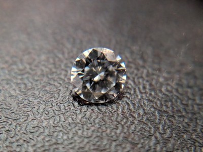 0.25ct 4mm H VS2 Round Brilliant Cut Natural Diamond LGGS CNS