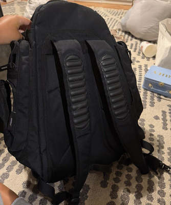 Nike Black Large Lacrosse Backpack Zip Closure Multiple Pockets Adjustable Strap
