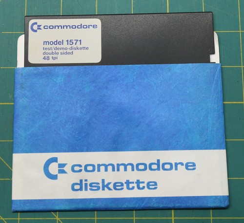 Commodore Model 1571 Test / Demo Diskette 48 TPI doppelseitig