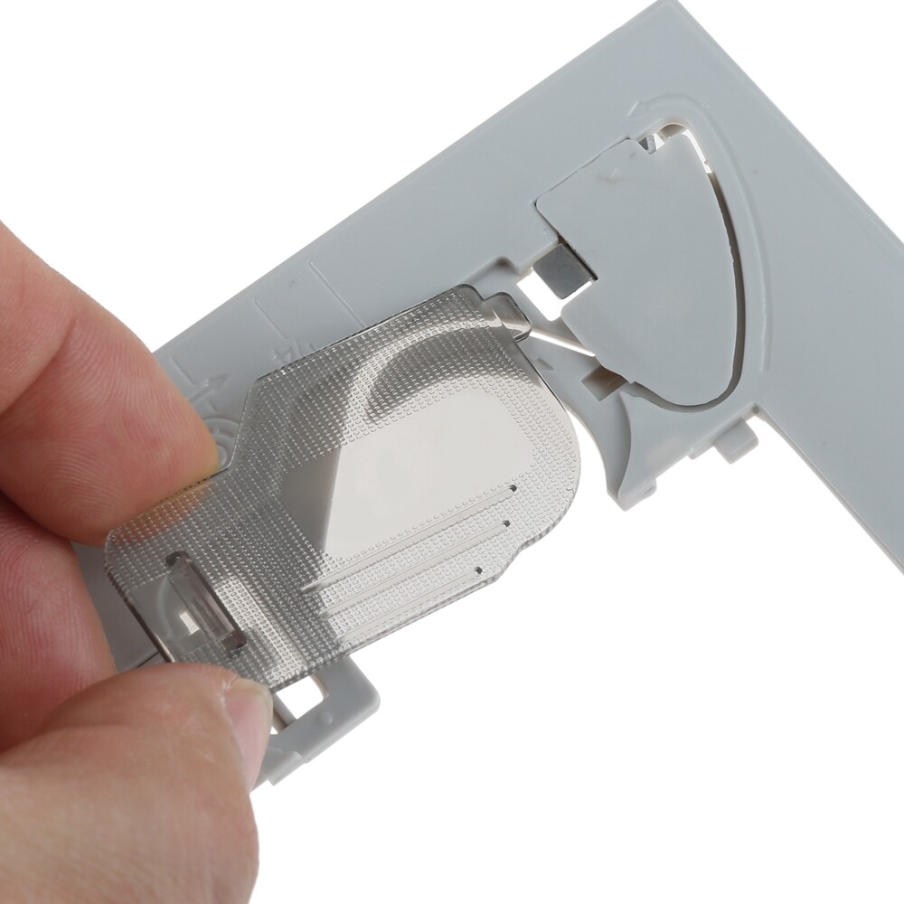 For Brother ES2000 NV1000 Babylock Sewing Machine Needle Plate Assembly