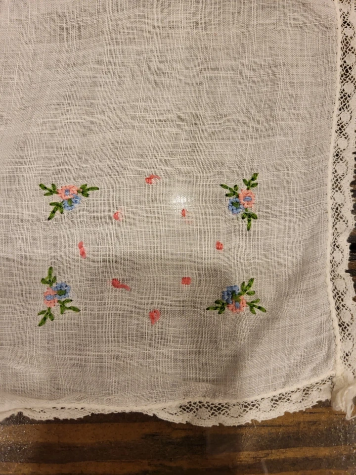Heirloom Hand-Embroidered Madeira Floral Wedding Handkerchief Pink White Crochet - Image 2 of 4